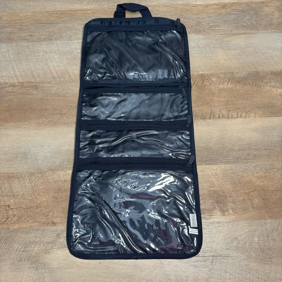 Thirty One Fold Up Family Organizer in Pinstripe Punch Travel/Toiletry Bag - Picture 4 of 8